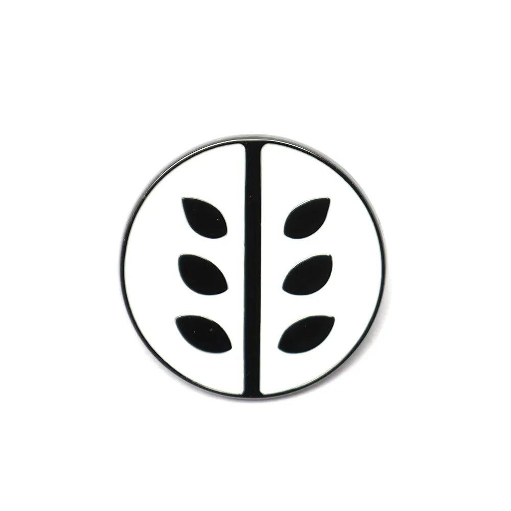 Hollow Knight Charms Enamel Pin Collection, Weaversong, Dreamshield, Kingsoul & More Lapel Brooches Cartpitol