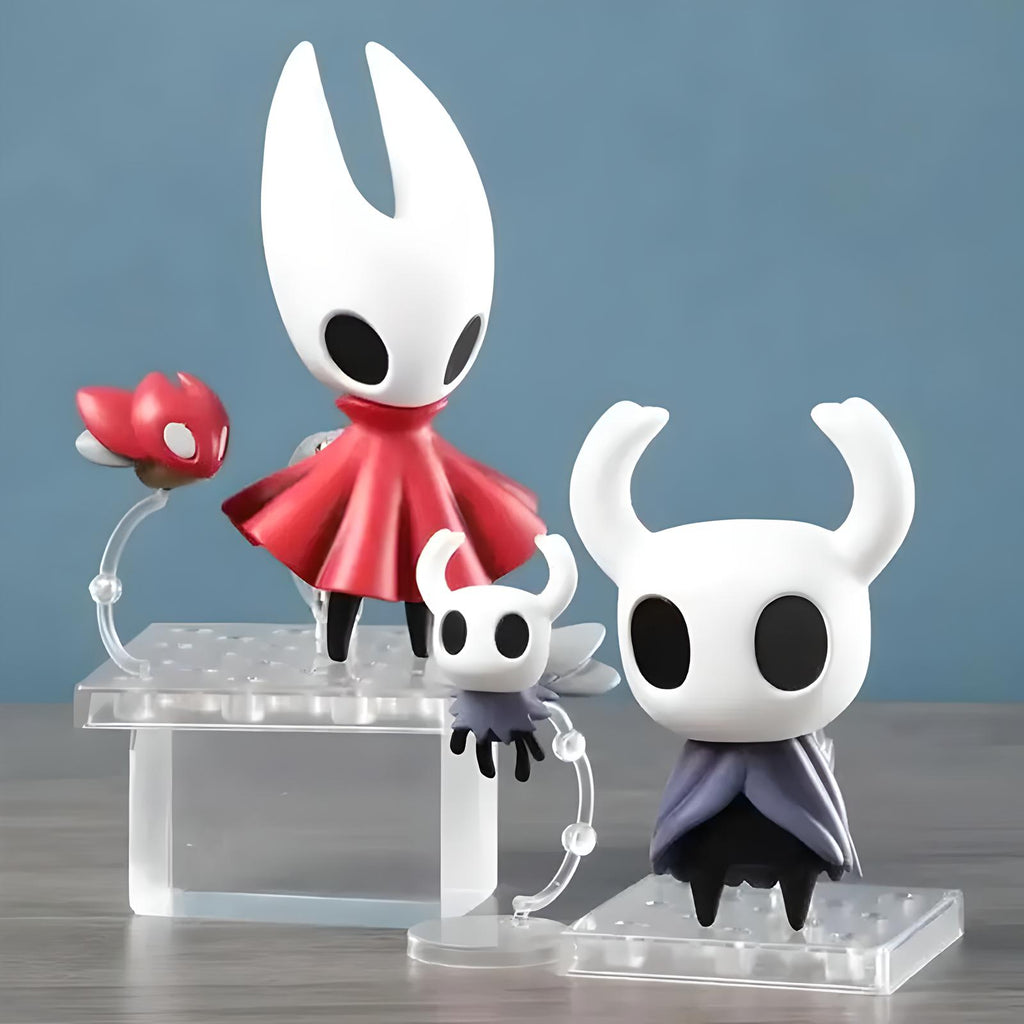Front view of the Hollow Knight Figure duo, featuring Hornet Figure and The Knight Silksong Figure set