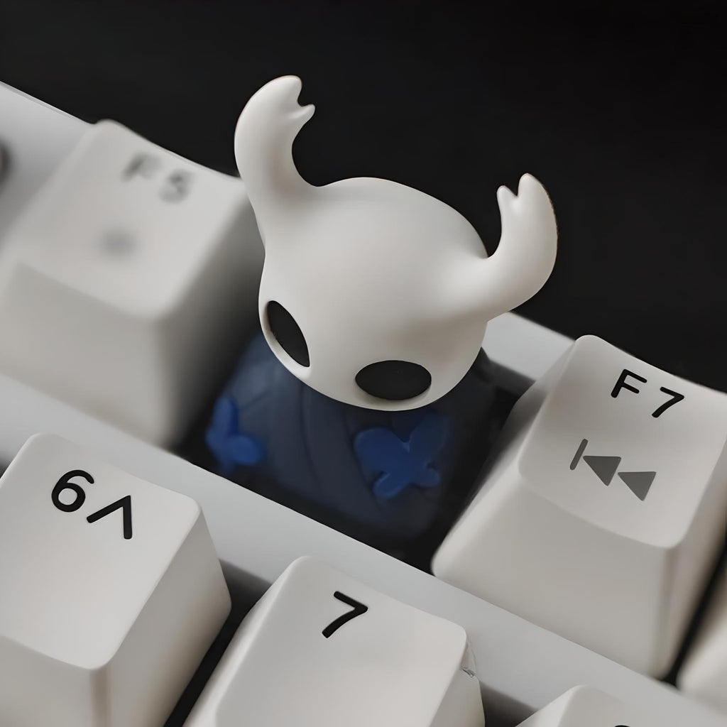 The Knight Hollow Knight Keycap displayed on a mechanical keyboard, showing its placement on the ESC key.