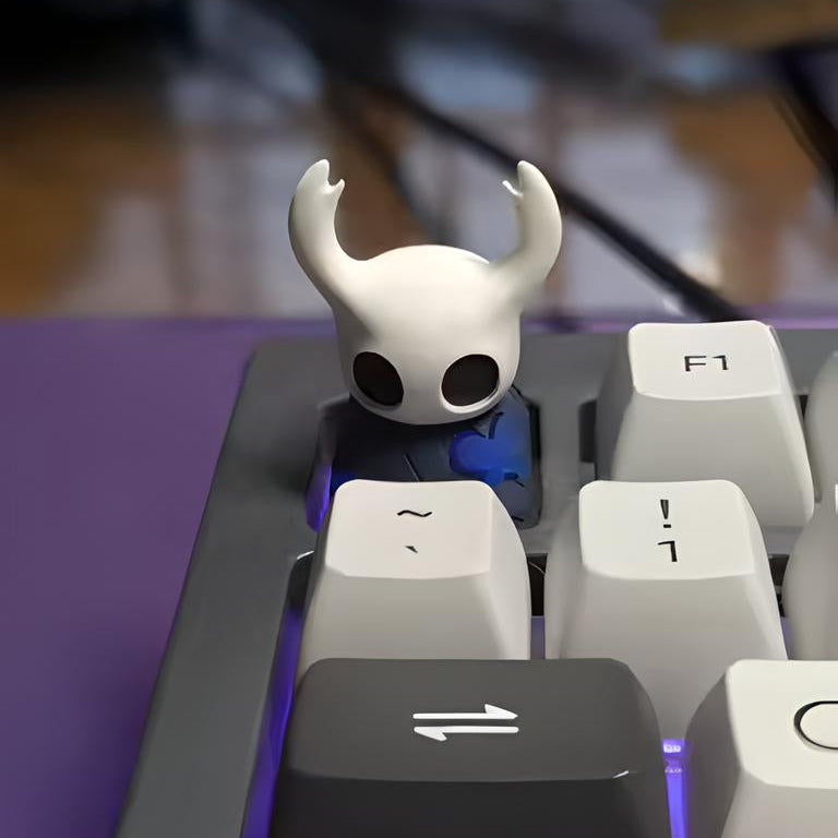 The Knight Hollow Knight Keycap displayed on a mechanical keyboard, showing its placement on the ESC key