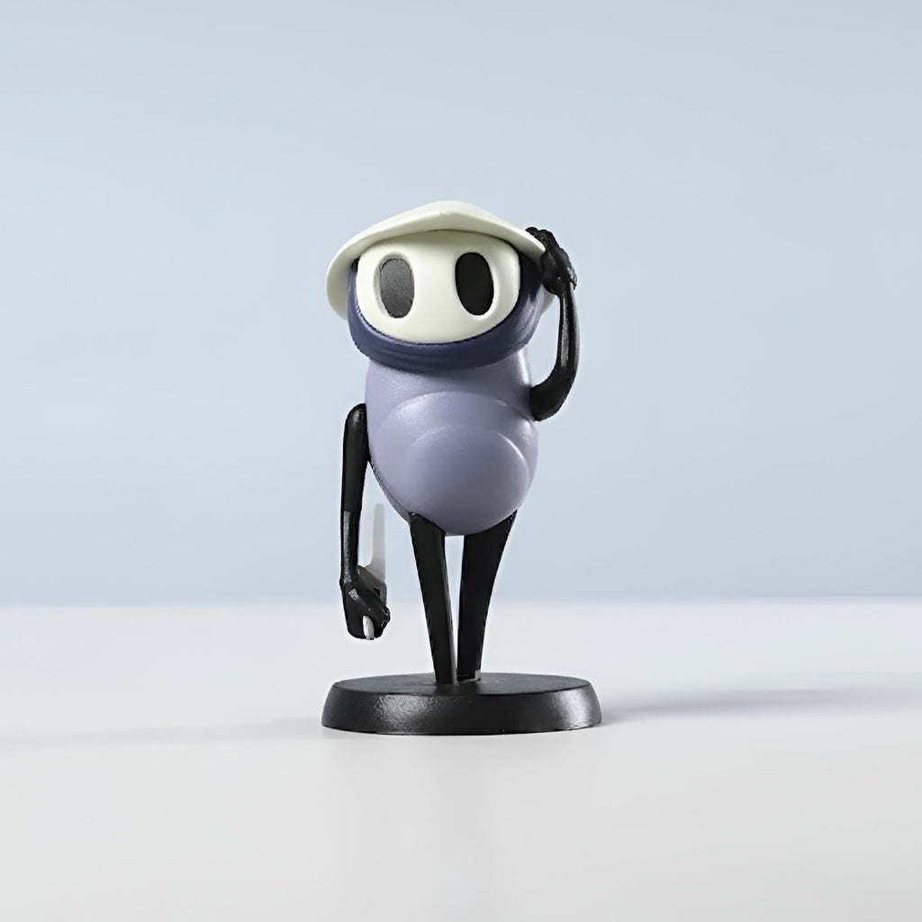 Front view of the Quirrel Mini Figure, showcasing the adventurer with his mask and nail.